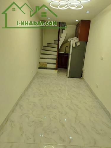 BÁN NHÀ NGÕ PHỐ MINH KHAI - HAI BÀ TRUNG - 2 TỶ HƠN- 20M2 - 3 TẦNG-2 NGỦ - 2