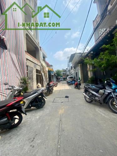 Bán Nhà 85m² Hẻm xe hơi 6m, 2PN, Lê Thúc Hoạch, Quận Tân Phú