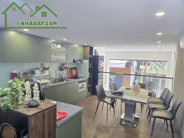 BÁN NHÀ LÁNG HẠ, ĐỐNG ĐA, THANG MÁY, GARA Ô TÔ, KINH DOANH, 47m2, 7 TẦNG, NHỈNH 17 TỶ