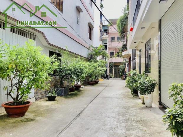 **Bán nhà 6 tầng MT phường 6 Tân Bình** mặt tiền Đất Thánh, 8x30, chỉ 37 tỷ - 3