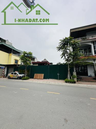 HIẾM! Đất mặt phố Vo Trung, vỉa hè ô tô tránh, kinh doanh, 225m, MT 10m, nhỉnh 32 tỷ - 2