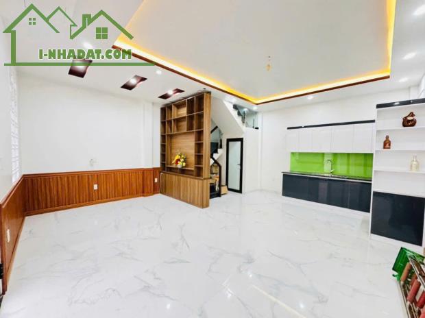 Bán nhà Trại Lẻ, Diện tích 40m 4 tầng mới tinh, Giá 2.9 tỉ - 2