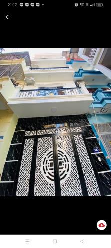 BÁN NHÀ HỮU HƯNG LÔ GÓC - PHÂN LÔ - NGÕ RỘNG Ô TÔ TRÁNH - GIÁ ĐẦU TƯ - 3