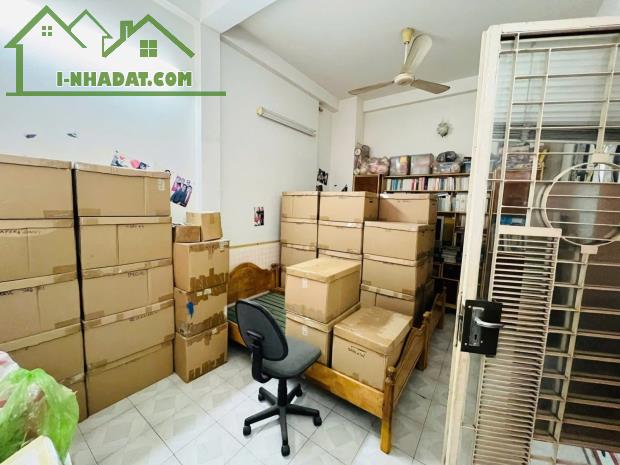 NHỈNH 7 TỶ NHÀ HẺM XE HƠI QUẬN 5 - SÁT MT AN DƯƠNG VƯƠNG - 6 TẤM - MỞ VP CTY ĐẸP - 1