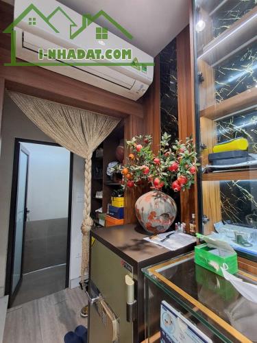 BÁN NHÀ MẶT PHỐ LẠC LONG QUÂN, TÂY HỒ. 30M2 5T MT 4M GIÁ 18 TỶ- 0978834597. SIÊU PHẨM MẶT - 4