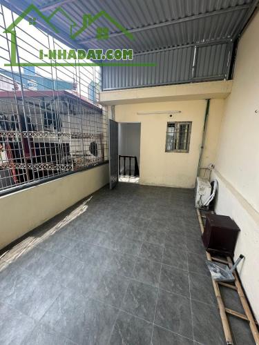 BÁN NHÀ ĐẤT ĐỘI CẤN –BA ĐÌNH DT 40M MT 4M 3 TẦNG GIÁ CHỈ HƠN 5TỶ 100M RA PHỐ - 2
