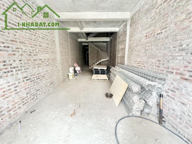 THỊNH LIỆT NHÀ PHÂN LÔ - OTO TRÁNH - KINH DOANH VP - CTY THI ĐỈNH. - 1