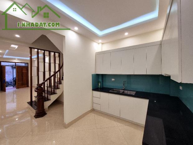 🏠 BÁN NHÀ ĐẸP 5 TẦNG 51m2 TẠI YÊN HÒA – CẦU GIẤY, HÀ NỘI – GIÁ 9,3 TỶ