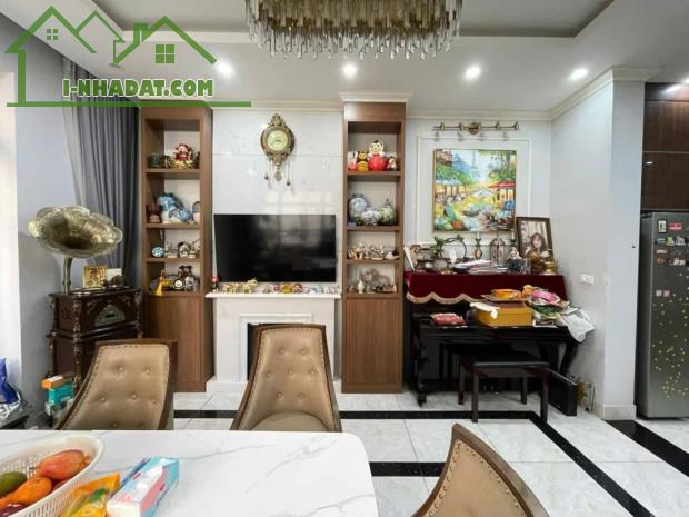 Bán nhà mặt phố Ấu Triệu, 80m2, 4 tầng, mặt tiền 3.2m, 78.5 tỷ, kinh doanh đỉnh - 1