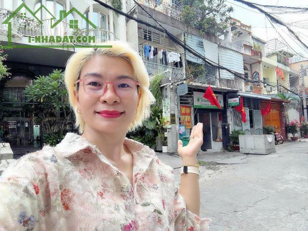 CHÍNH CHỦ BÁN NHÀ 3 TẦNG - MẶT TIỀN 10M ĐƯỜNG TRẦN ĐÌNH XU, QUẬN 1 - GIANG GIANG: