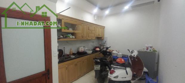 Bán nhà dân xây Xuân Phương oto đỗ gần 38m * 5T MT 3.5m giá 6.3 tỷ - 2