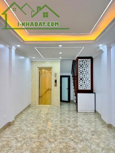 Nhà đẹp phố Cầu Giấy - 6 tầng thang máy - gần ngay Công viên Thủ Lệ - 1