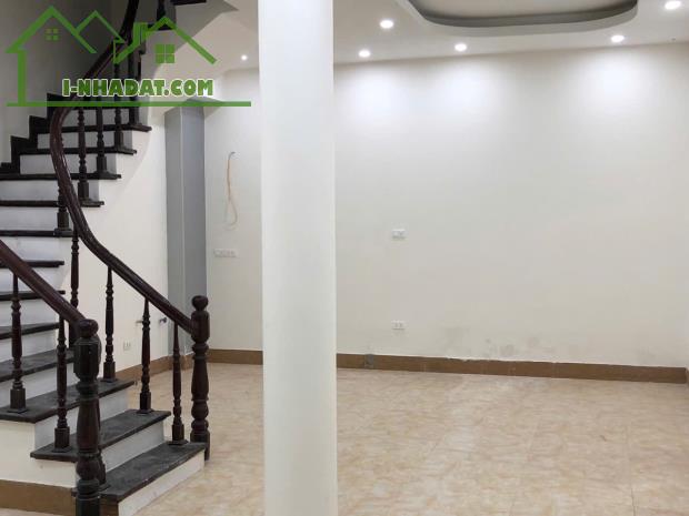 Chính chủ cho thuê nhà riêng tại ngõ 178 Quan Nhân, Quận Thanh Xuân
