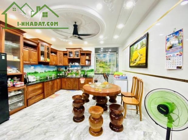KHU PHÂN LÔ VIP GẦN SÂN BAY – NGAY DƯƠNG QUẢNG HÀM - 4.3M X 15M