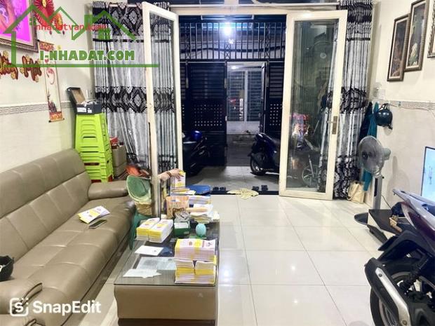SỐC! NHÀ RỘNG XE HƠI NGỦ TRONG NHÀ TẠI TRUNG TÂM GÒ DẦU, TÂN QUÝ, TÂN PHÚ - NHỈNH 6 TỶ