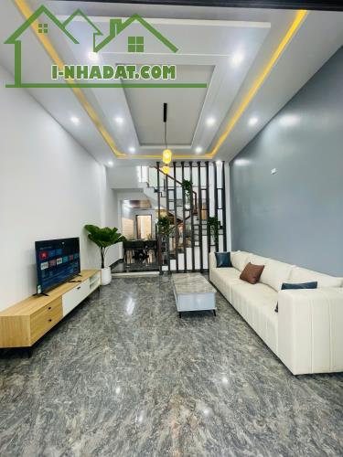Bán Nhà Liên Chiểu Đà Nẵng, Nhà 2 Tầng Mới Xây Full Nội Thất Cao Cấp