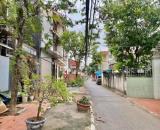 MẶT NGÕ THÔNG - GẦN PHỐ - Ô TÔ 7 CHỖ VÀO NHÀ - KHU DÂN TRÍ CAO - SẦM UẤT - GẦN TRƯỜNG, CHỢ