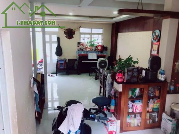 CĂN GÓC 2 MẶT TIỀN – NHÀ ĐẸP KIÊN CỐ – TRUNG TÂM Q7 – GIÁ CHỈ NHỈNH 5 TỶ - 1