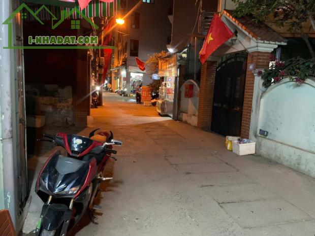 Cho thuê cửa hàng mặt phố Đình Quán, Phường Phúc Diễn , Bắc Từ Liêm, HN - 2