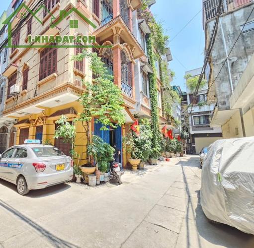 NHÀ ĐẸP HIẾM- LÔ GÓC- ÔTÔ TRÁNH-  MẶT TIỀN 5.5M- MỘ LAO -6.35 TỶ.