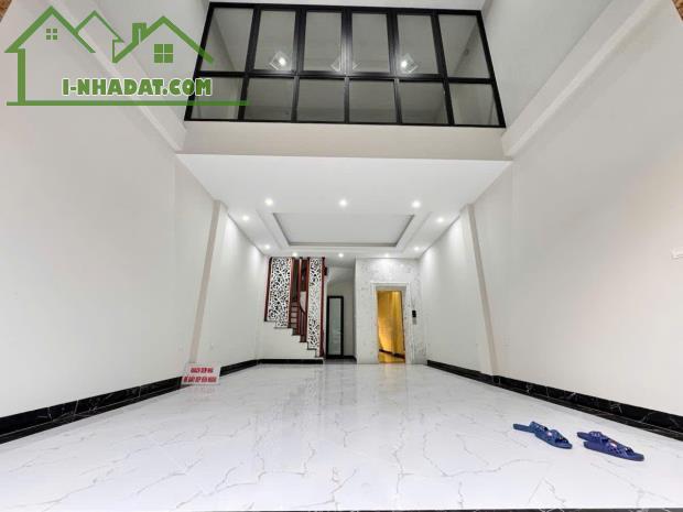 BÁN nhà 15.8 tỷ tại Định Công Thượng Hoàng Mai HN diện tích 50m2,nhà 7 tầng,mặt tiền 4m - 1