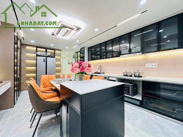 •	BÁN NHÀ KDC ĐB HẺM XE TẢI THÔNG NGUYỄN TƯ GIẢN P12, GÒ VẤP 4X16 GIÁ 11.9 TỶ - 4