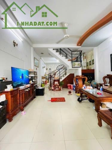 BÁN NHÀ GÒ VẤP HXH – GẦN CHUNG CƯ DREAM HOME – 95M² (NGANG HƠN 5M) – 3 TẦNG – GIÁ 8 TỶ - 2