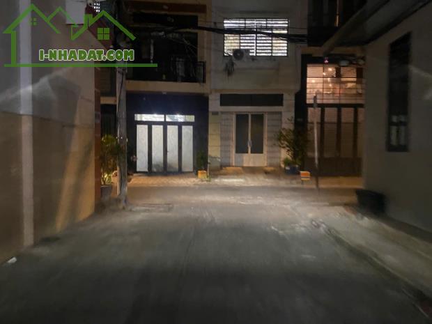 BÁN NHÀ KHU VIP BẦU CÁT, P14, TÂN BÌNH, HẺM XE HƠI TRÁNH, NHỈNH 5 TỶ