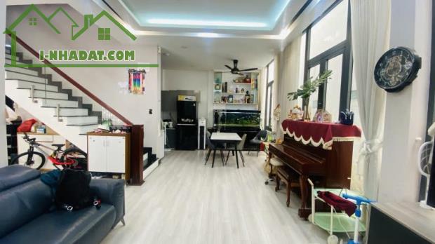 Bán Nhà HXH đường C18 - Khu K300, thông ra Cộng Hòa, 9x9.5m, 3 Tầng, 4 PN, 17.9 tỷ. - 1