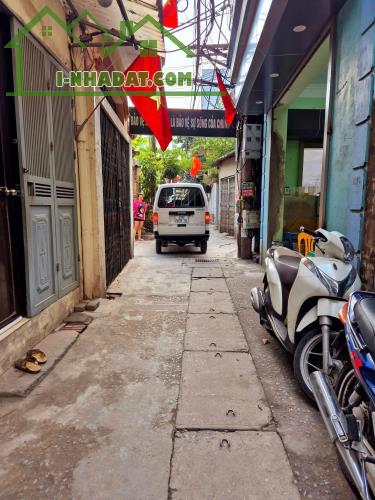 NHÀ ĐẸP - LÔ GÓC - MẶT TIỀN RỘNG Ô TÔ 5 TẠ - GẦN PHỐ - TẦM TIỀN DỄ CHỐT