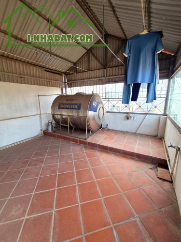 NHÀ ĐẸP - LÔ GÓC - MẶT TIỀN RỘNG Ô TÔ 5 TẠ - GẦN PHỐ - TẦM TIỀN DỄ CHỐT - 3