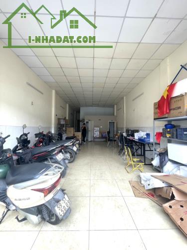 Bán nhà mặt tiền kinh doanh Phạm Văn Bạch, dt 200m2 chỉ 2x tỷ
