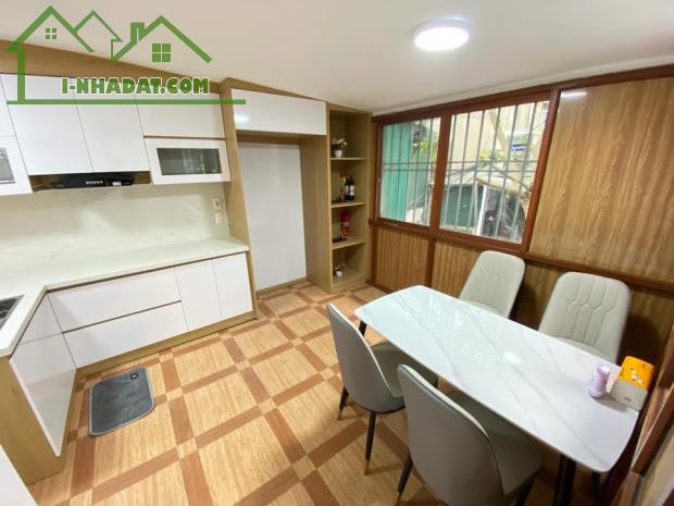 Bán căn hộ tầng 2 tập thể Bách Khoa, Hai Bà Trưng, 70m2, nhà đẹp ngõ ô tô - 2