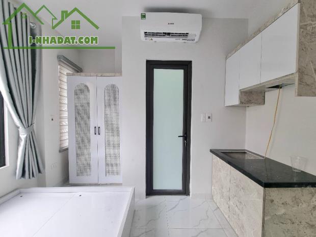 CCMN MỚI KONG - 6 TẦNG - 12 PHÒNG FULL NỘI THẤT - CẦU GIẤY - 43M2 - NHỈNH 11 TỶ XÍU - 2