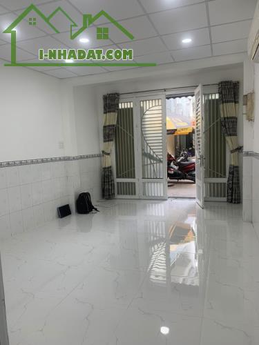 Nhà Mới 2 Tầng Cách mặt Tiền 15M Hẻm Thẳng Xe Hơi Sổ Vuông 45m2 Gía4,53 Tỷ Thương Lượng - 2