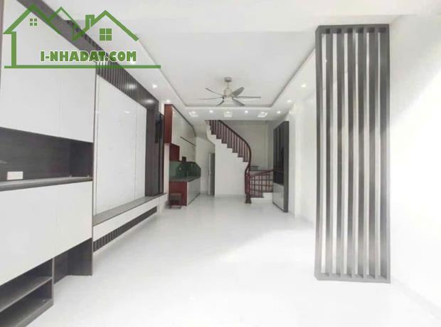 Siêu Phẩm Phụng Châu - Mặt Đường Ôtô Tránh - Về Ở Luôn - 500m Ra QL6 - 1