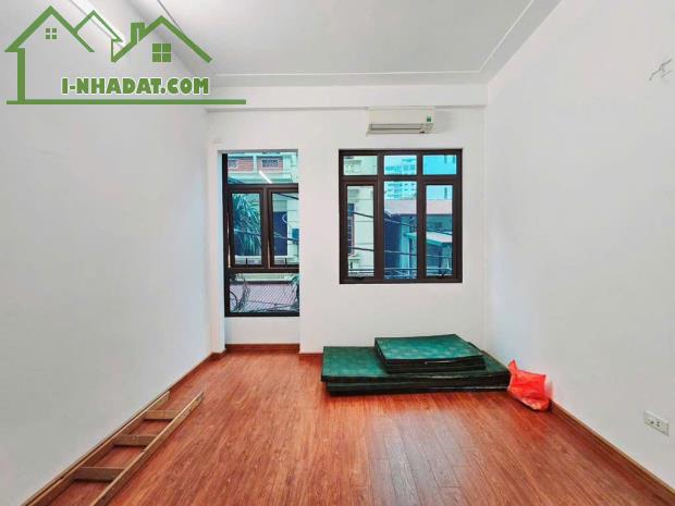 Khu vực vip quận Tây Hồ - Nhà 4 tầng 52m2 - Ngõ thông - 3 bước ra Hồ Tây 13,9 tỷ - 2