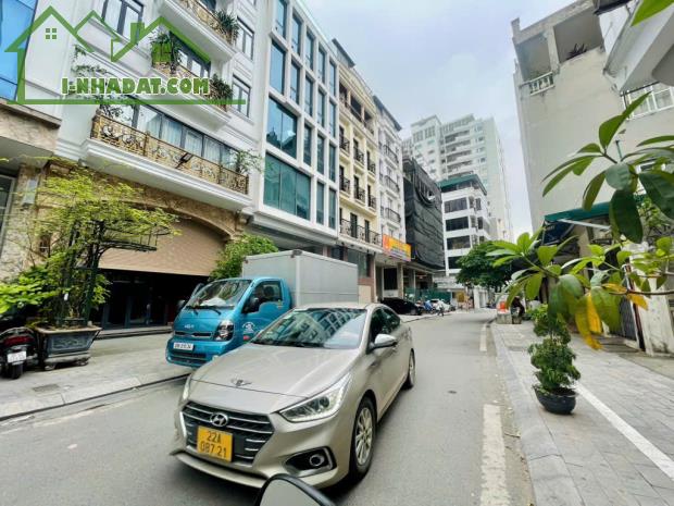 Khu vực vip quận Tây Hồ - Nhà 4 tầng 52m2 - Ngõ thông - 3 bước ra Hồ Tây 13,9 tỷ - 5