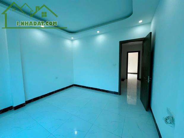 Bán nhà đẹp Biên Giang- Hà Đông 35m giá 3.05ty ( có tl) , cách Quốc Lộ 6 chỉ 500m, - 3
