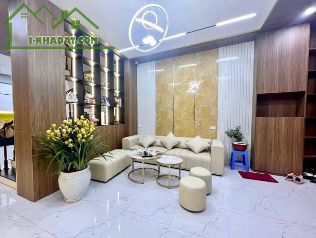 BÁN NHÀ THỤY KHUÊ_ VĂN CAO_ TÂY HỒ, CÁCH 1 NHÀ RA PHỐ, ĐI BỘ RA HỒ, FULL NỘI THẤT, 11.3 TỶ