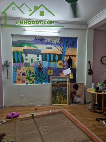 Mặt phố Hàng Mã, trung tâm quận Hoàn Kiếm, 88m2 x 2 tầng, mặt tiền 5,5m, giá 79 tỷ!