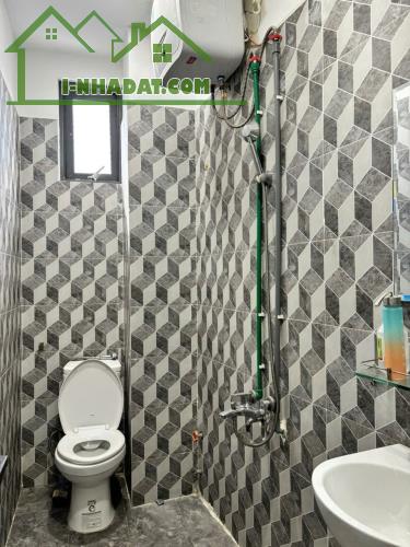 Cc bán nhà 3 tầng kiệt Thái Thị Bôi, TT THANH KHÊ, giá sập sàn chỉ hơn 2 tỷ.