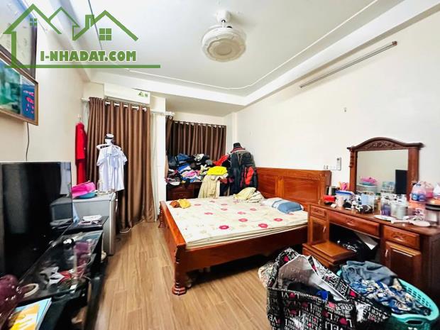 Nhà PL Lý Nam Đế 56m*5T, MT 3.9m, ngõ rộng 2m, 30m ra ô tô tránh, 3 thoáng, nhà mới 19.7tỷ - 2