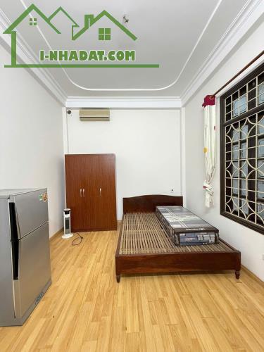 Bán Nhà Đội Cấn 20M RA Ô TÔ TRƯỚC  NHÀ 3m DT 80m2 4 tầng MT 6.6m Giá 11.6 tỷ