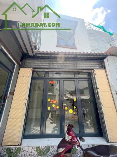 Nhà mới 2 tầng hẻm 775 Ba Đình P10Q8 (ko qui hoạch)