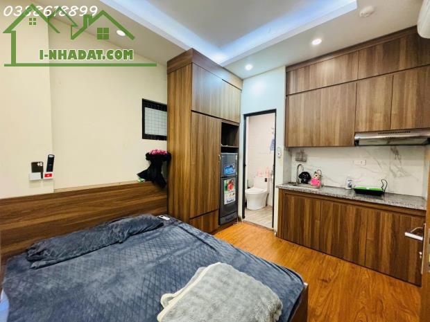 BÁN TÒA CHDV PHỐ THÁI HÀ, THÁI THỊNH - 298M² x 8T THANG MÁY - DOANH THU 5 TỶ/NĂM - 80 TỶ - 1