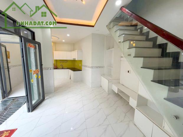 Nhà hẻm Ba Đình Phường 10 Quận 8 (ko qui hoạch) - 1