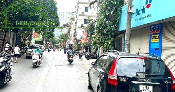 Bán nhà 2 Mặt tiền Tam Khương, Đống Đa, 80m2, Kinh doanh- Ô tô vào nhà, 25.5 tỷ