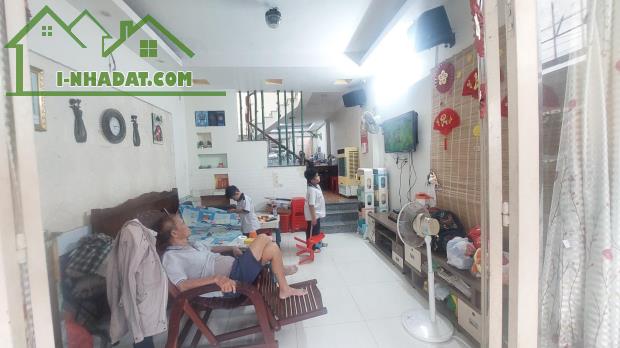 Chính chủ cần bán gấp, nhà 2 tầng, DT 4 x 19, nhỉnh 7 tỷ - 2