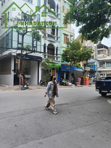 BÁN GẤP NHÀ PHỐ NGUYỄN VIẾT XUÂN, 2 THOÁNG, Ô TÔ TRÁNH _DT 90M2, 4 TẦNG, MT 5M, 24TỶ